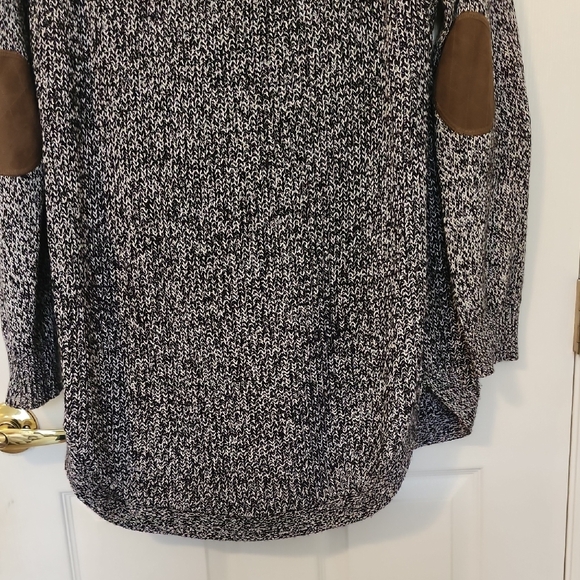 RD Style Monochrome Knit Sweater - Picture 9 of 15